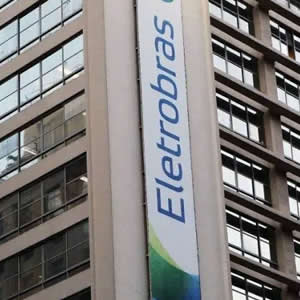Escritório processa Eletrobras por dívida de R$ 8 milhões